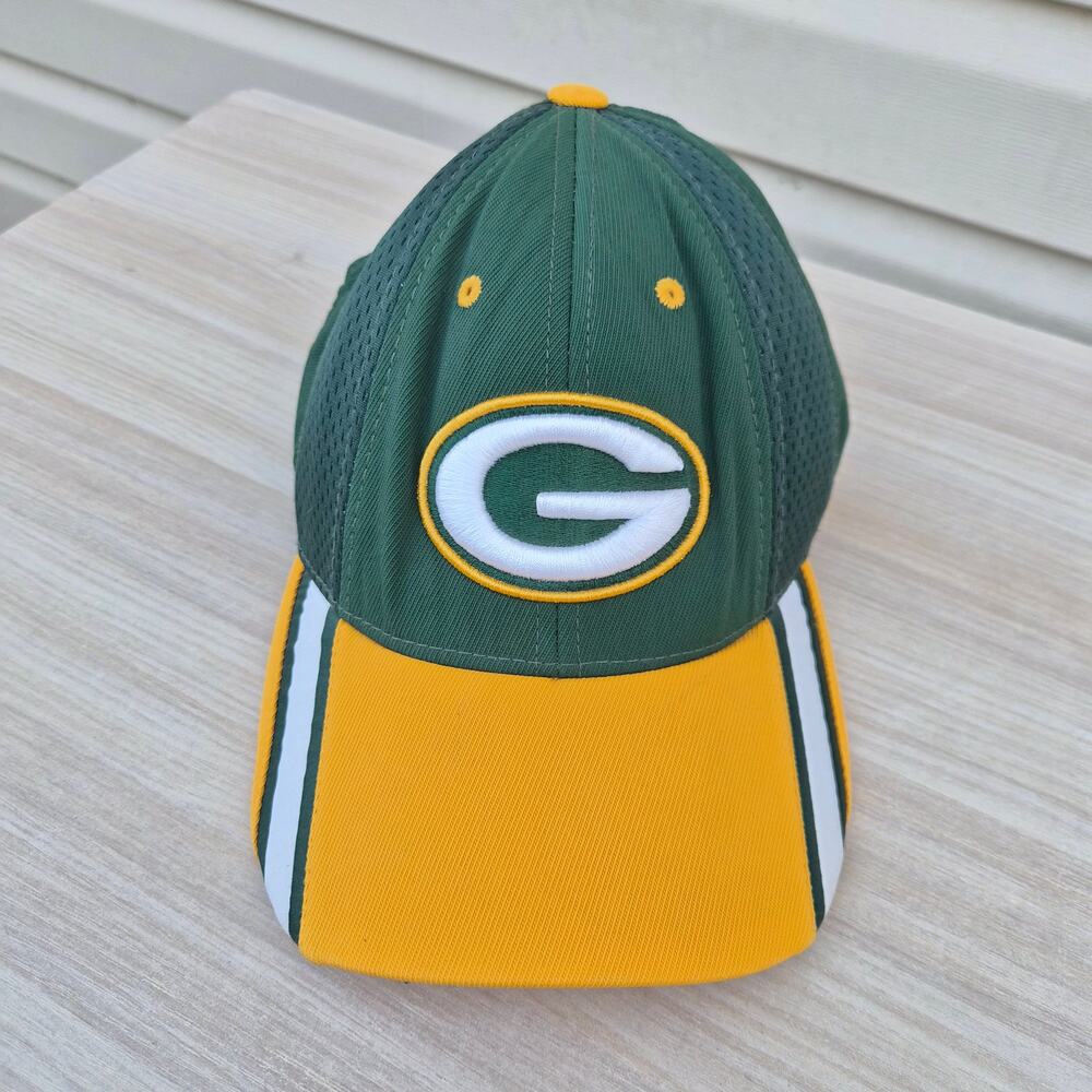Reebok Green Bay Packers NFL Equipment Hat Green Yellow Adjustable Strapback Cap